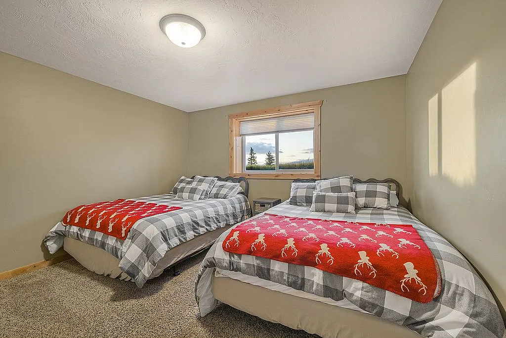 Fourth bedroom