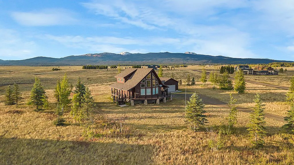 Lodge exterior in the pines